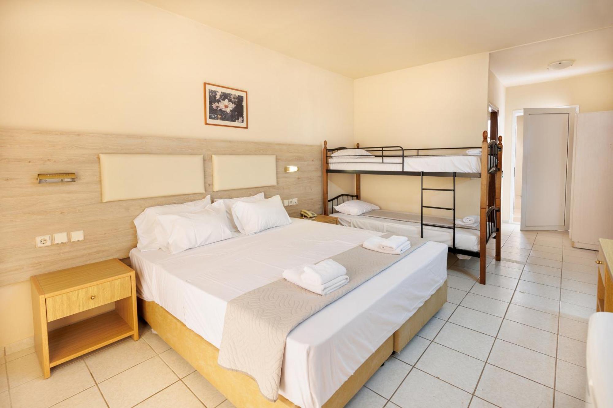 Aqua Sun Village Hersonissos  Eksteriør billede