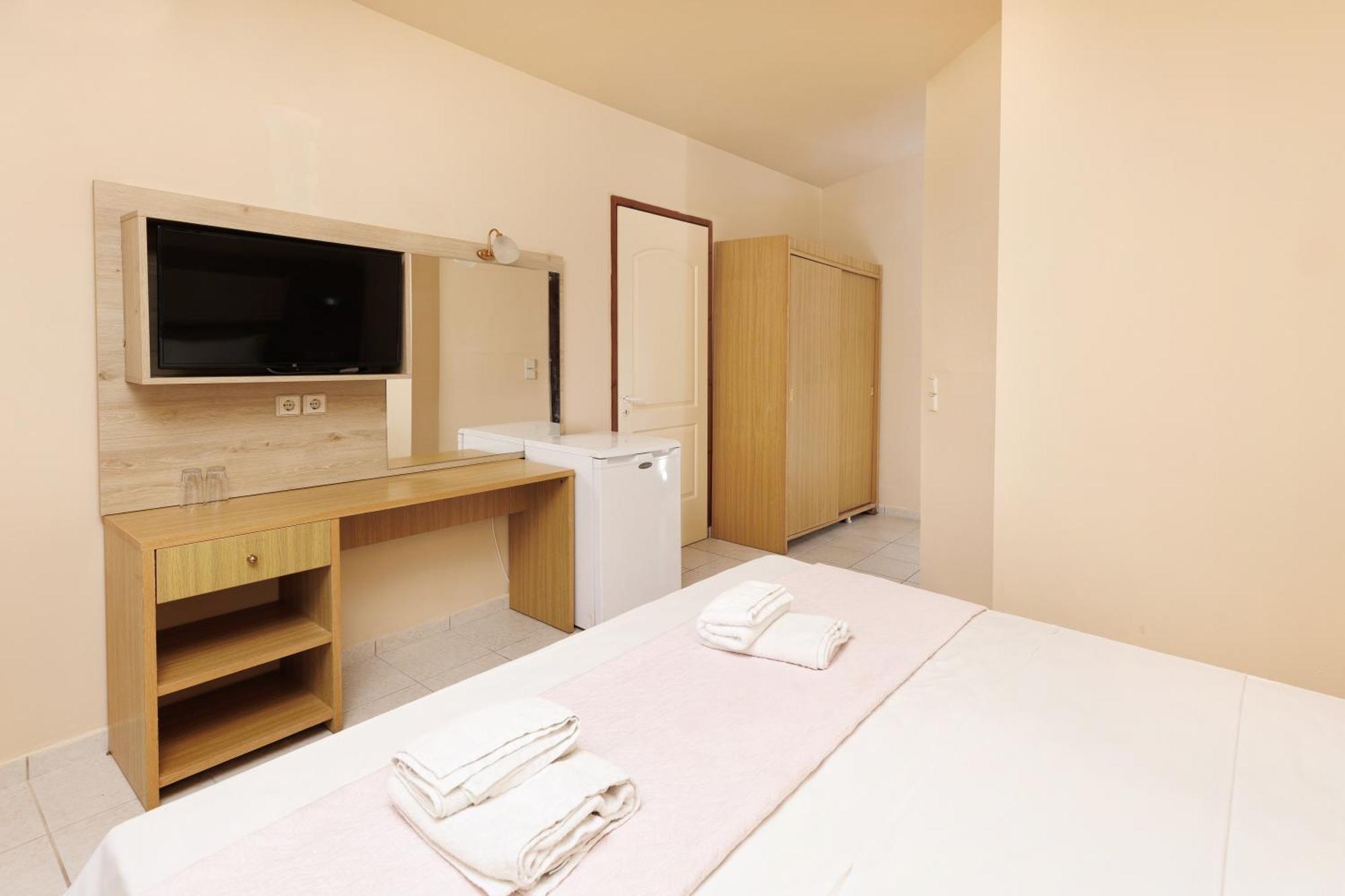 Aqua Sun Village Hersonissos  Eksteriør billede