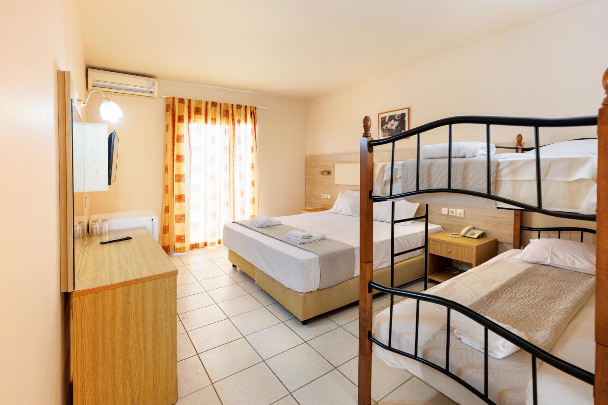 Aqua Sun Village Hersonissos  Eksteriør billede