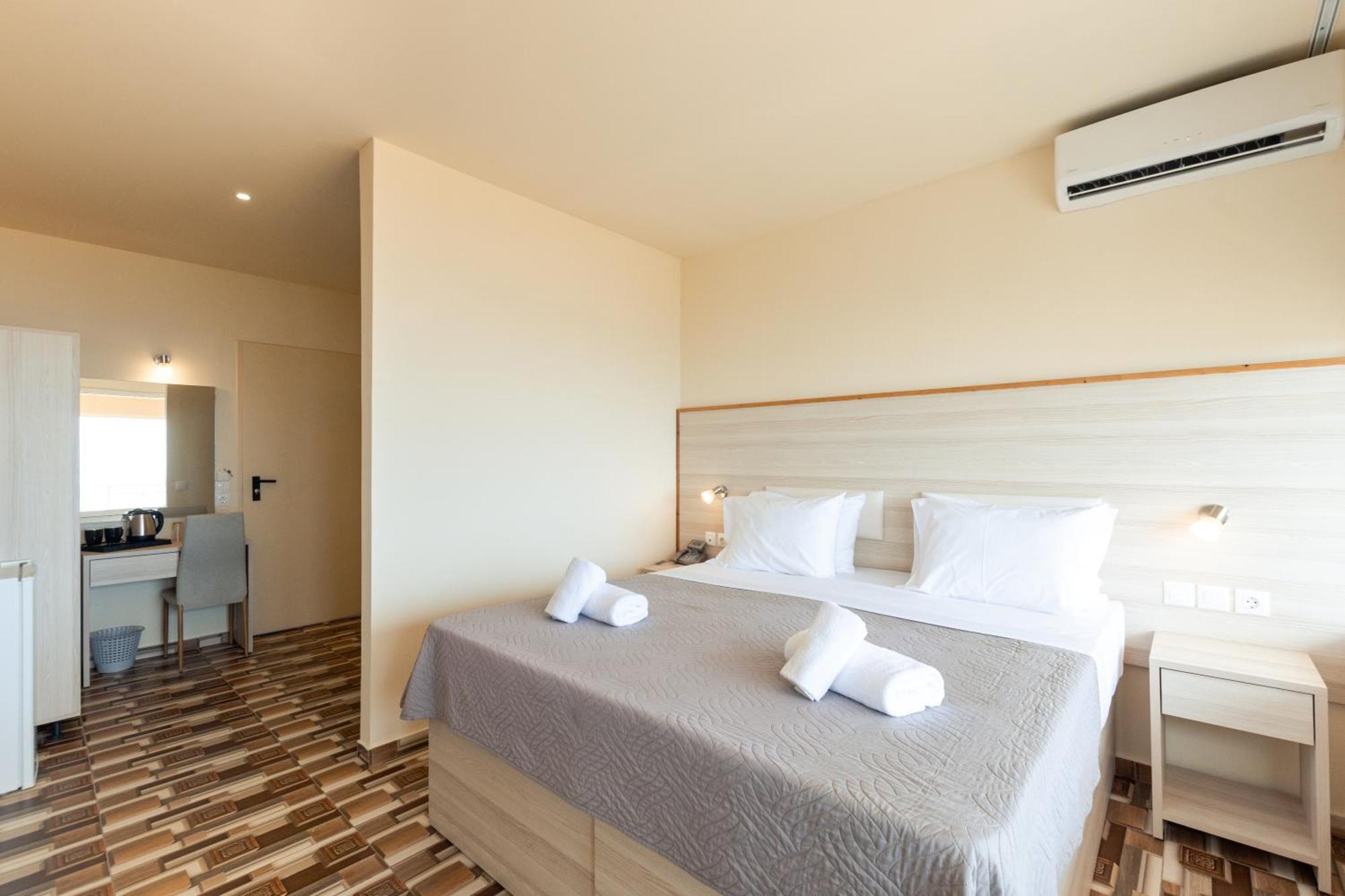 Aqua Sun Village Hersonissos  Eksteriør billede