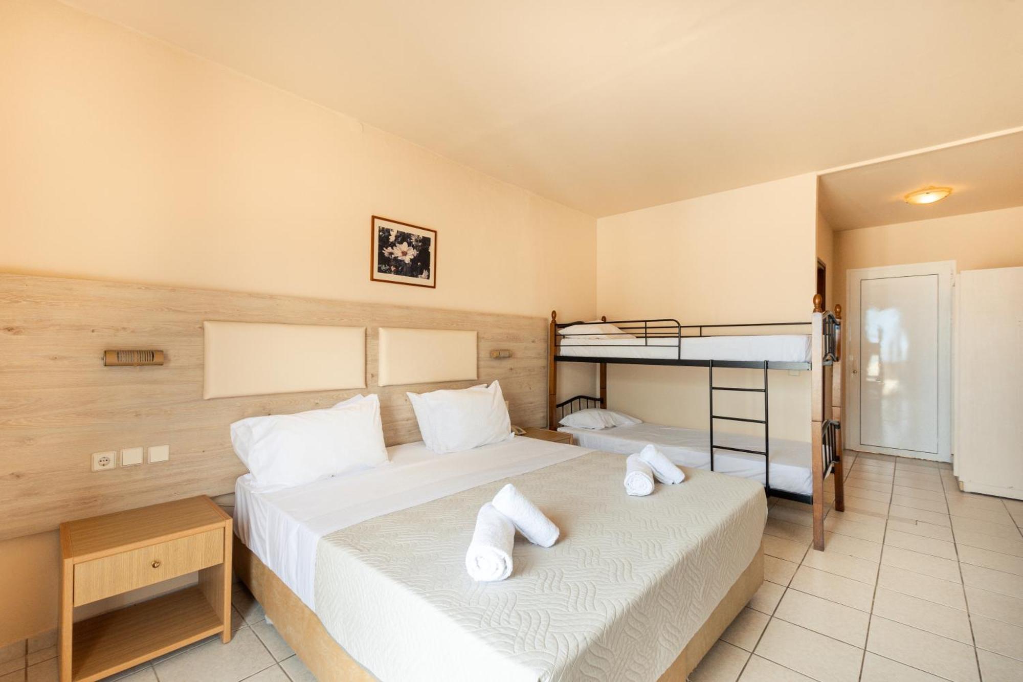 Aqua Sun Village Hersonissos  Eksteriør billede