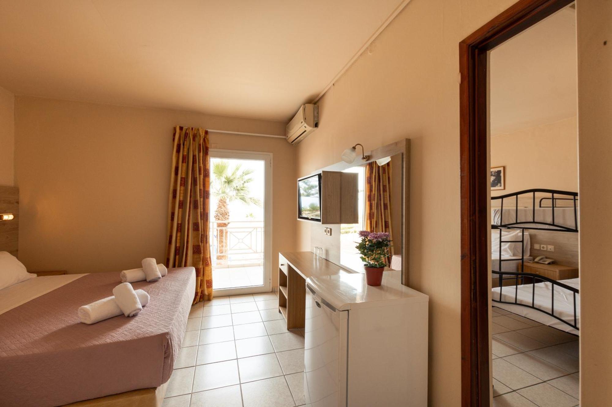 Aqua Sun Village Hersonissos  Eksteriør billede